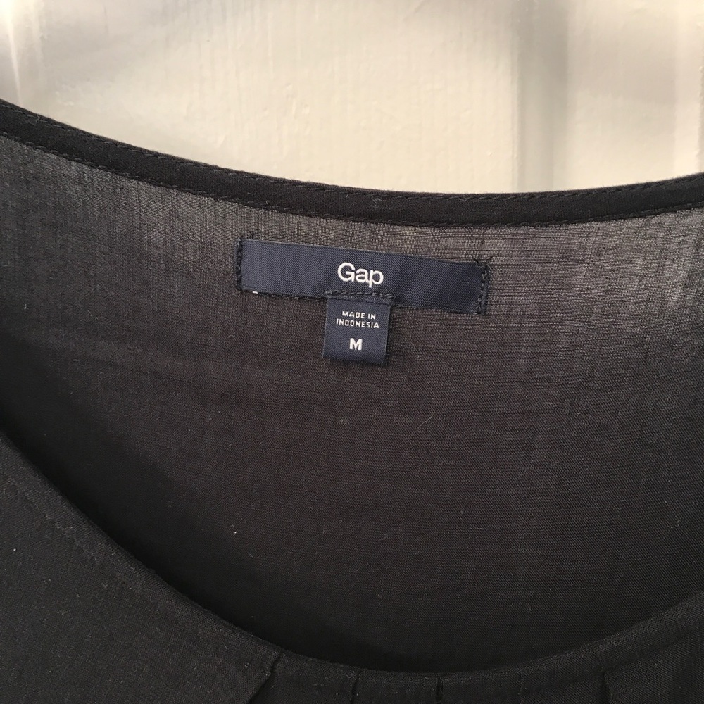 gap top - Picture 3 of 3